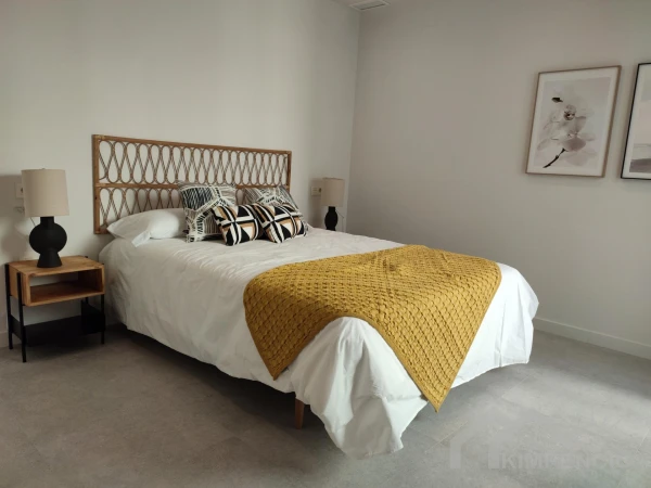 property-2310-5-pic.webp