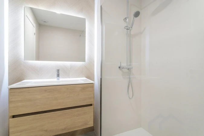 property-2345-45-pic.webp