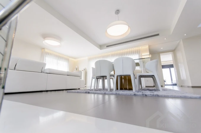 property-235-21-pic.webp