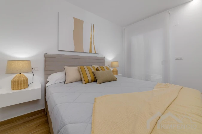 property-2405-3-pic.webp