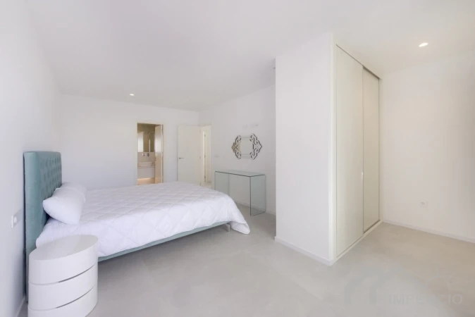 property-243-18-pic.webp