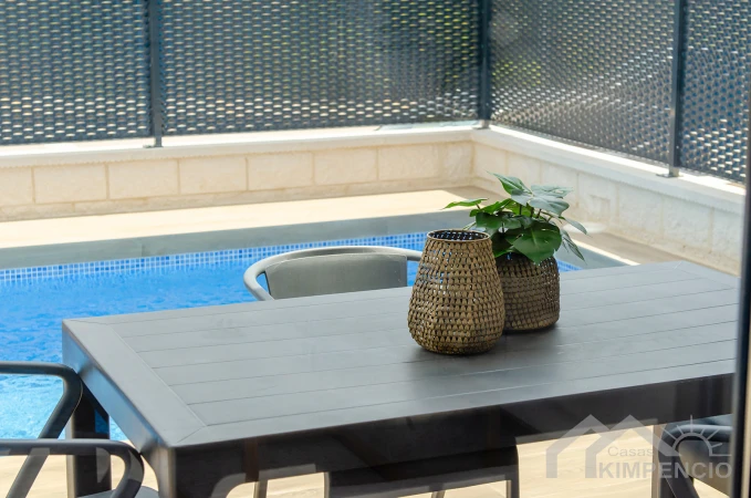 property-2471-69-pic.webp