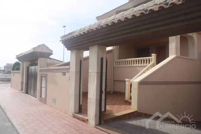 Viveros II  spaanse villa in Los Altos Torrevieja