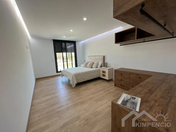 property-2564-74367-pic.webp