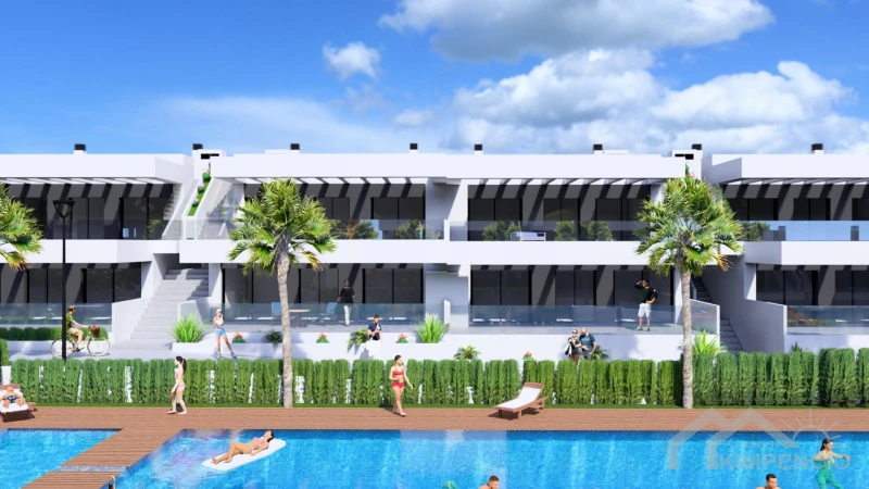 Bemeubelde gelijkvloerse woning met tuin van 264m²