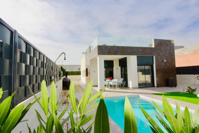 Exclusieve rustieke nieuwbouw villa in Pinoso