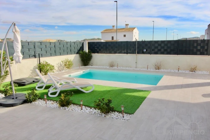 property-2701-3-pic.webp
