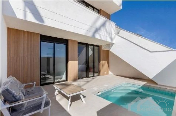 Penthouse op slechts 800 meter van het strand