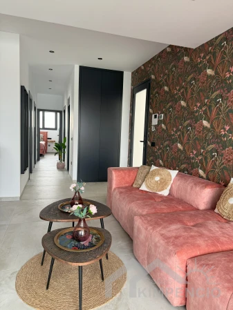 property-327-79289-pic.webp