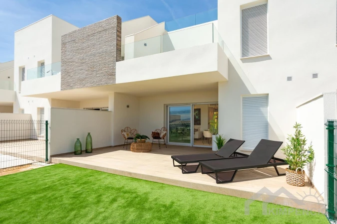 Stijlvolle gelijkvloerse bungalow met tuin