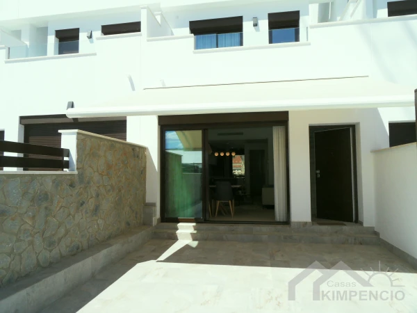 Luxe villa met 4 slk & groot terras in Horadada