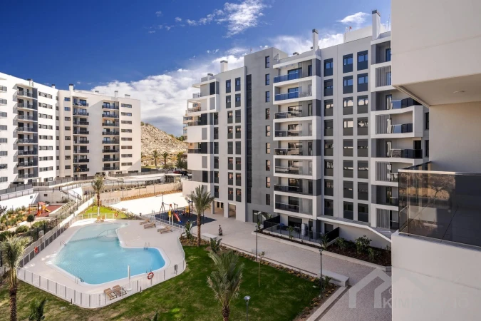 Gelijkvloers appartement met tuin in Alicante