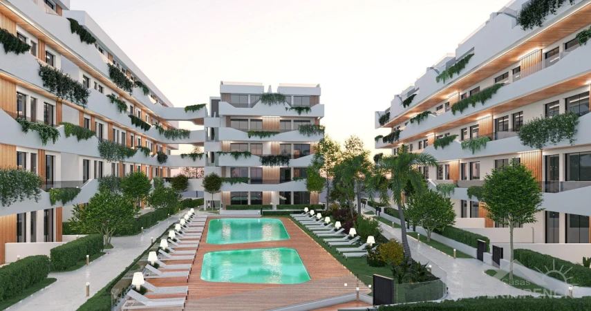 Gelijkvloers appartement met betegelde tuin