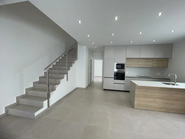 property-4204-23-pic.webp