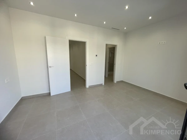 property-4204-37-pic.webp