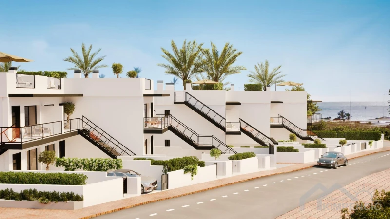 Gelijkvloerse bungalow met tuin in res. Pegasus