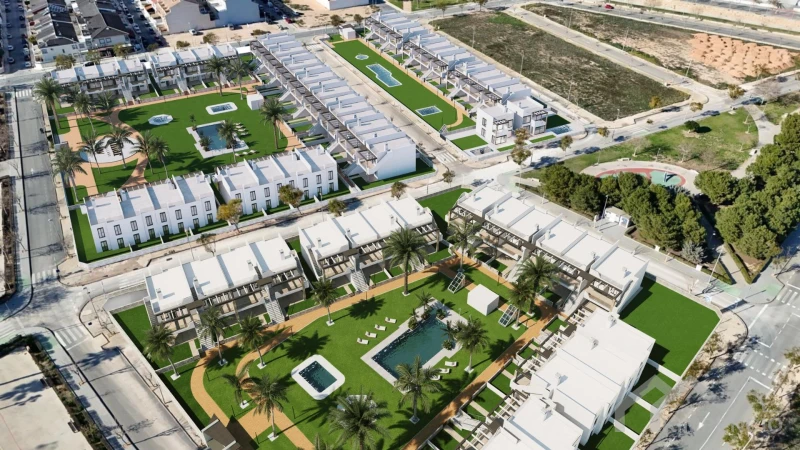 Mediterrane nieuwbouwwoning vlakbij het strand