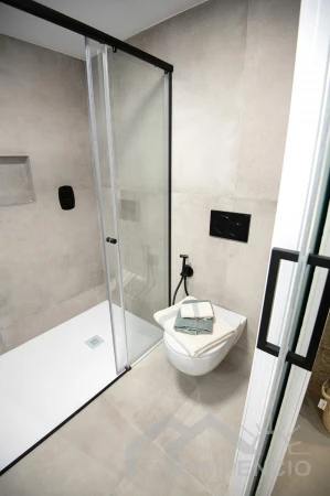 property-51-47752-pic.webp