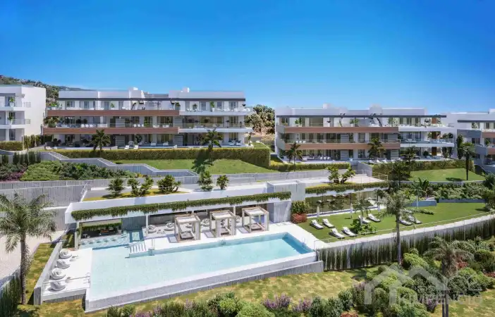 Foto 3 van 3 - slaapkamerpenthouse in Los Monteros Marbella